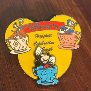 2006 Disney Kellogg's Happiest Celebration On Earth Tea Cups Disney Pin